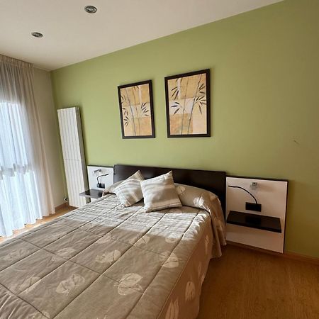 Apartamentos Turisticos Can Rocamora Aren エクステリア 写真